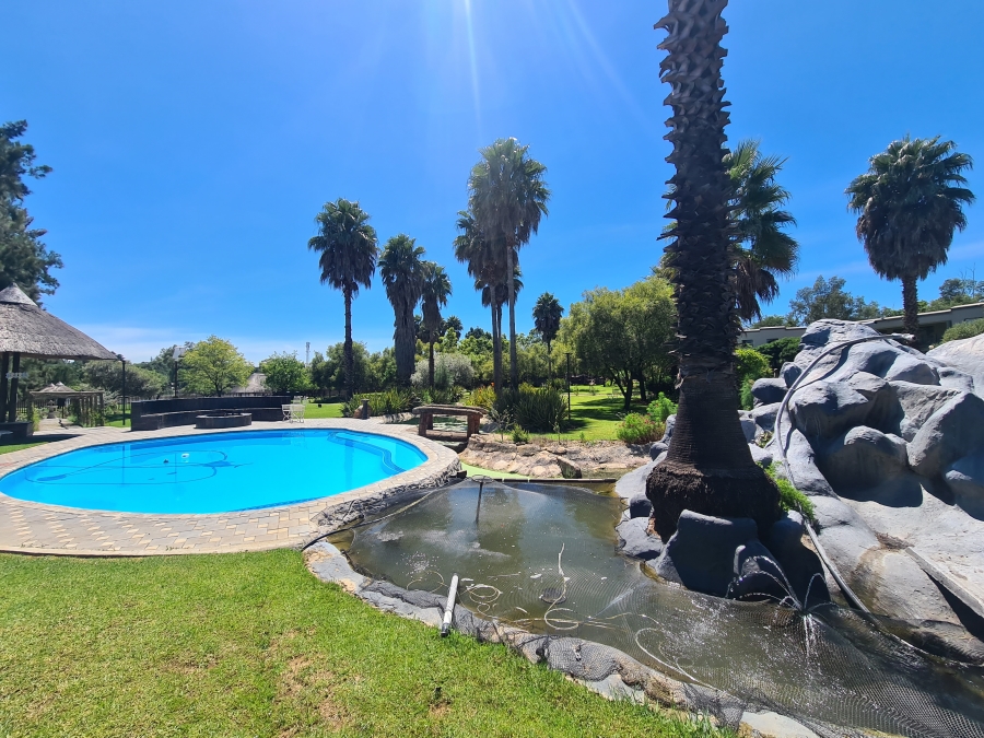 5 Bedroom Property for Sale in Maraldi Estate Free State